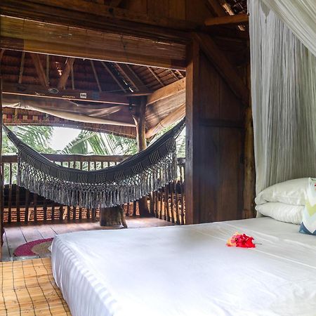Mentawai Surf Camp Hotell Muarasiberut Eksteriør bilde