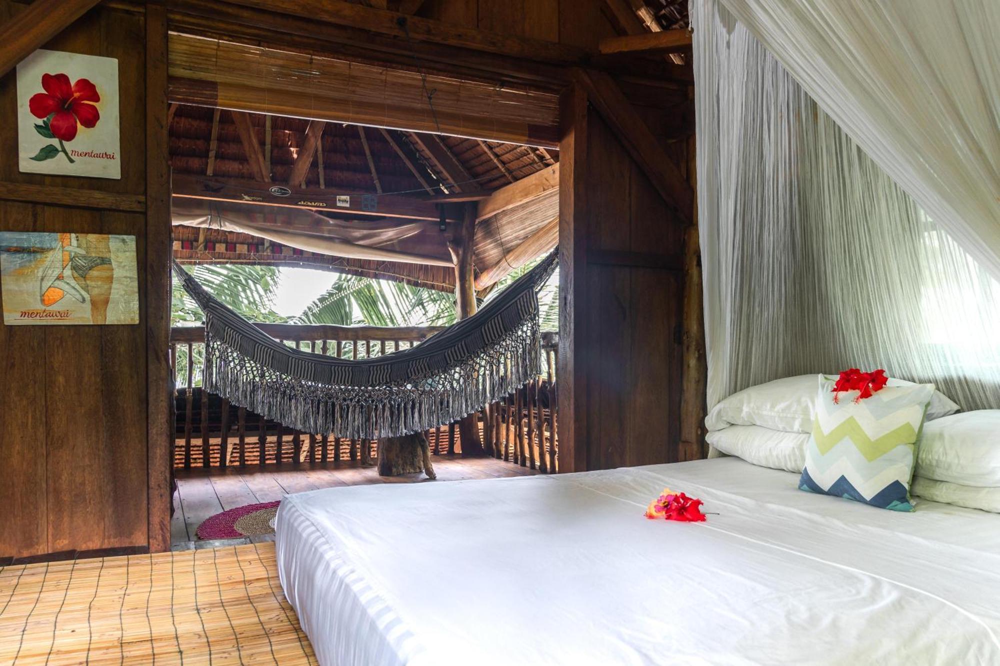 Mentawai Surf Camp Hotell Muarasiberut Eksteriør bilde
